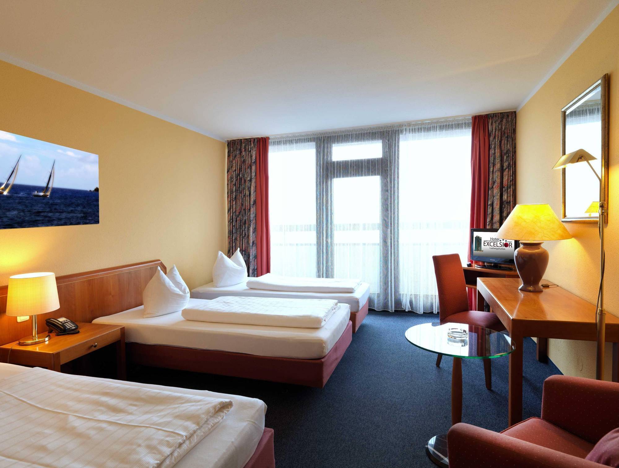 Hotel Excelsior Ludwigshafen Екстер'єр фото